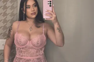 the girl of your dreams in real life💕💖🌹 - Image 4